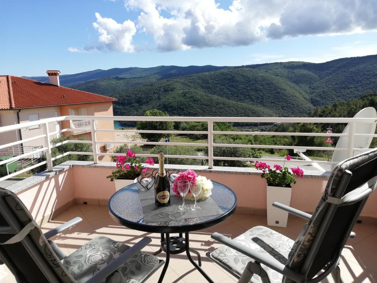 Lovely Apartment Branko Rabac With Balcony And Parking Exteriör bild